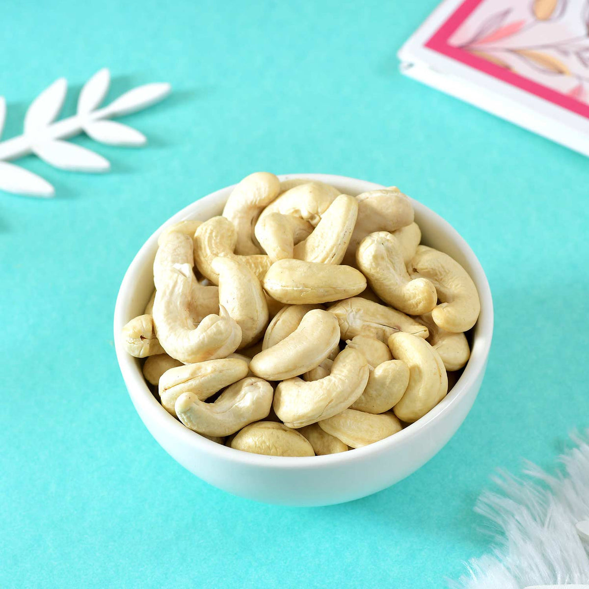 Divine Bhai Rakhi With Cashew & Soan Papdi Sweet