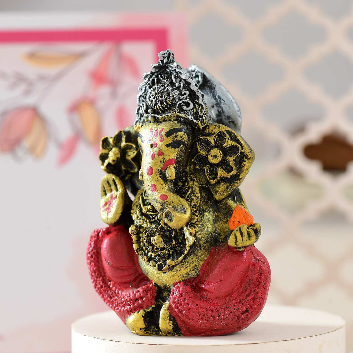 Rudraksha Rakhi With Ganesha & Chocolate