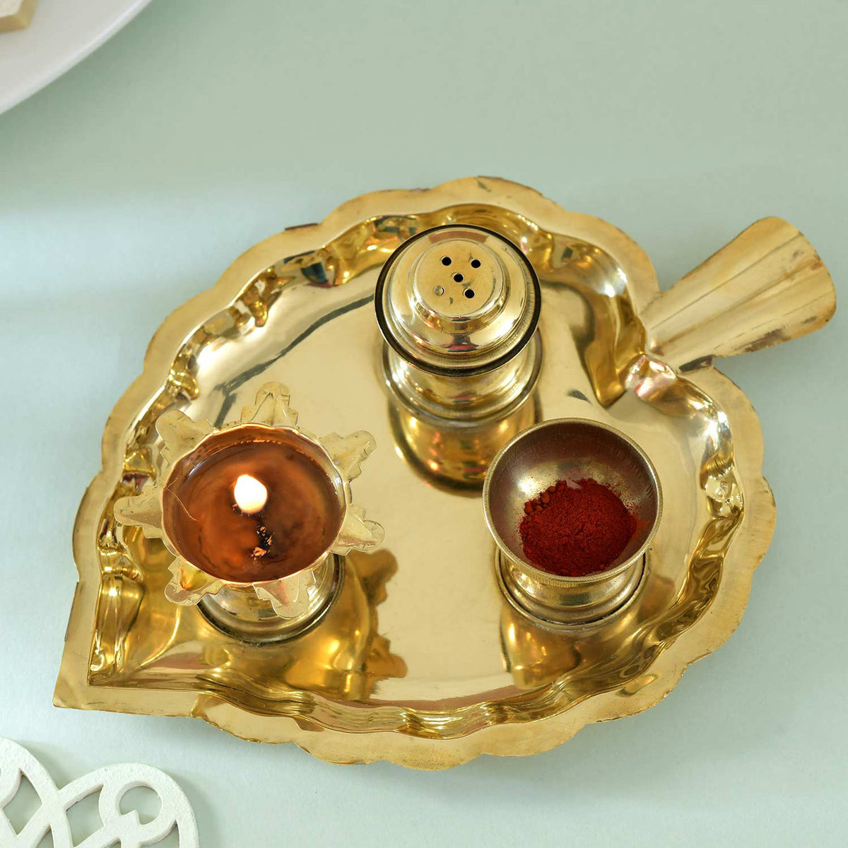 Kundan Rakhi With Festive Hamper