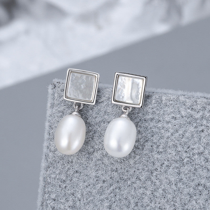 Graceful Freshwater Pearl 925 Sterling Silver Earrings