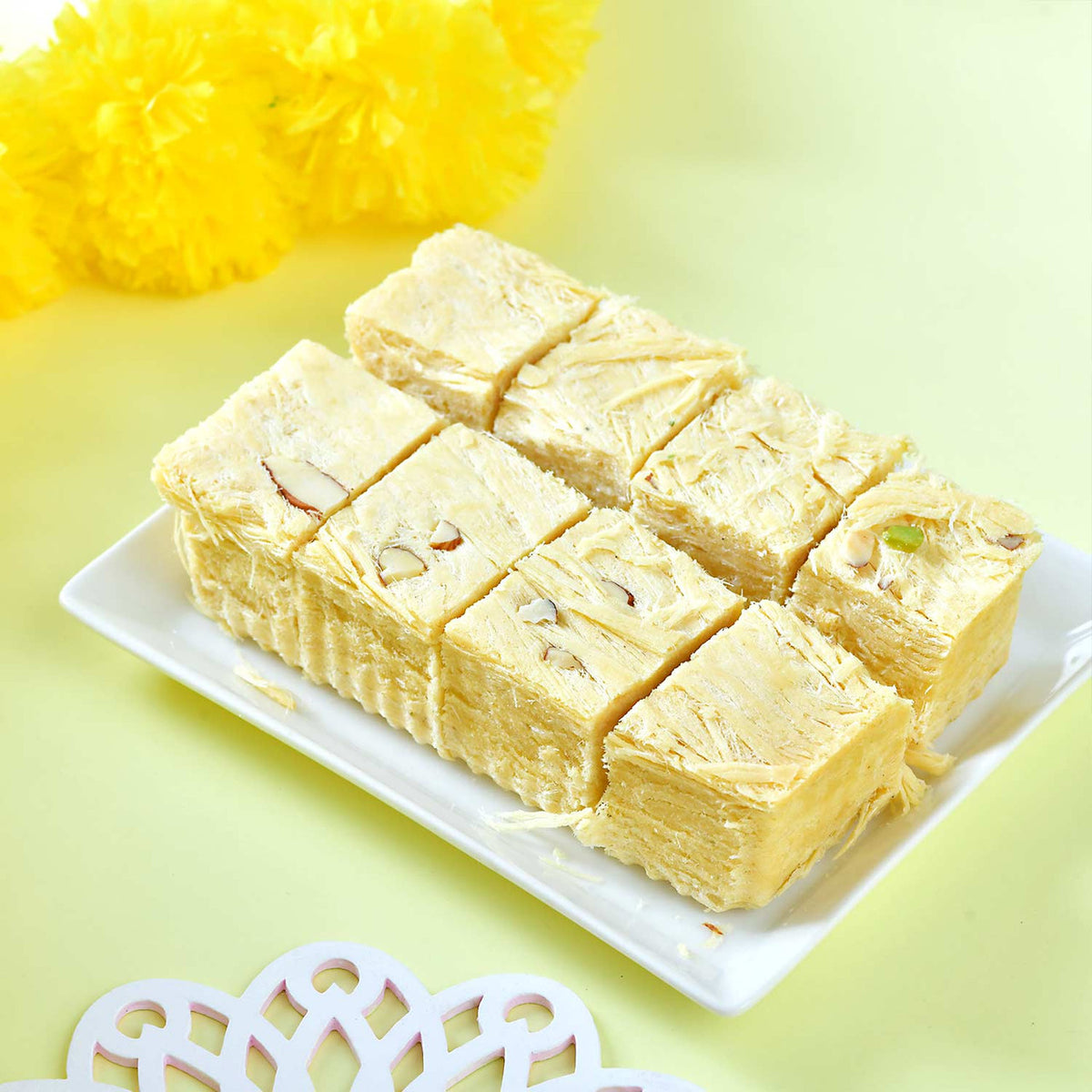Bhaidooj Candle & Soan Papdi Gift Set