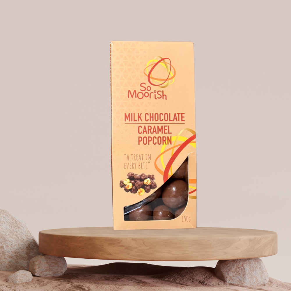 Christmas Cozy Snack & Chocolate Hamper