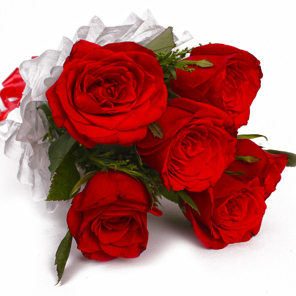 Mississippi Cake & Roses Gift Combo