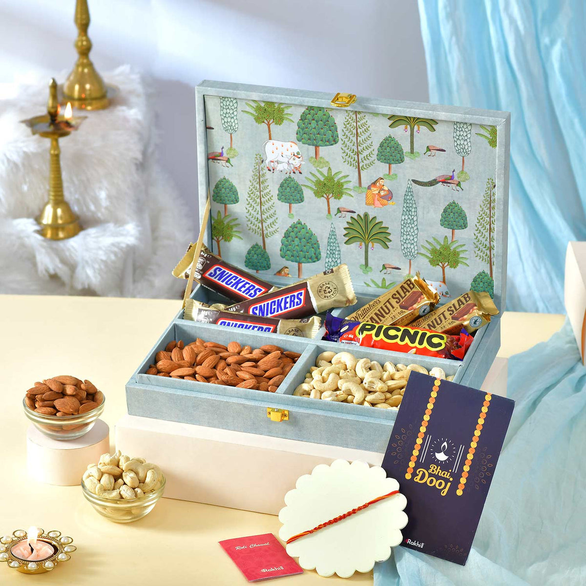 Bhaidooj Dhaaga & Choco-Nut Gift Hamper