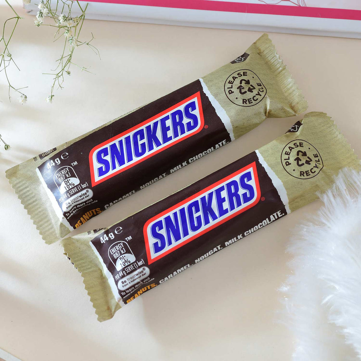 Set of 2 Rakhi with Snickers Chocolates