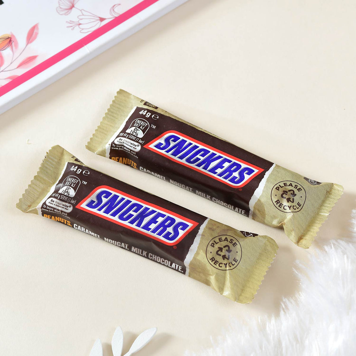 Set of 2 Rakhi with Snickers Chocolates